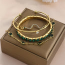 Kit com 4 Pulseiras Femininas Premium Estilo Cobra com Pedras Brilhantes