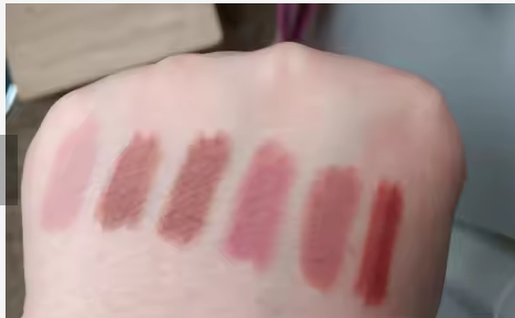 Lápis Delineador Labial Fosco Velvet – Kit com 6 Cores